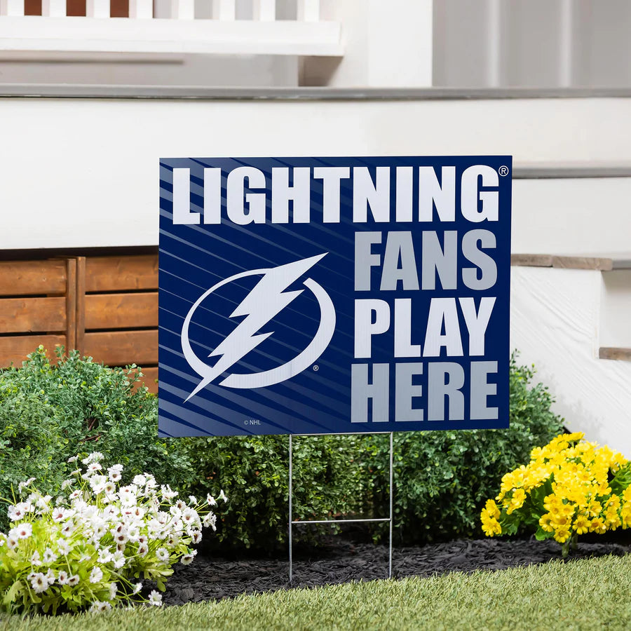 Tampa Bay Lightning yard art