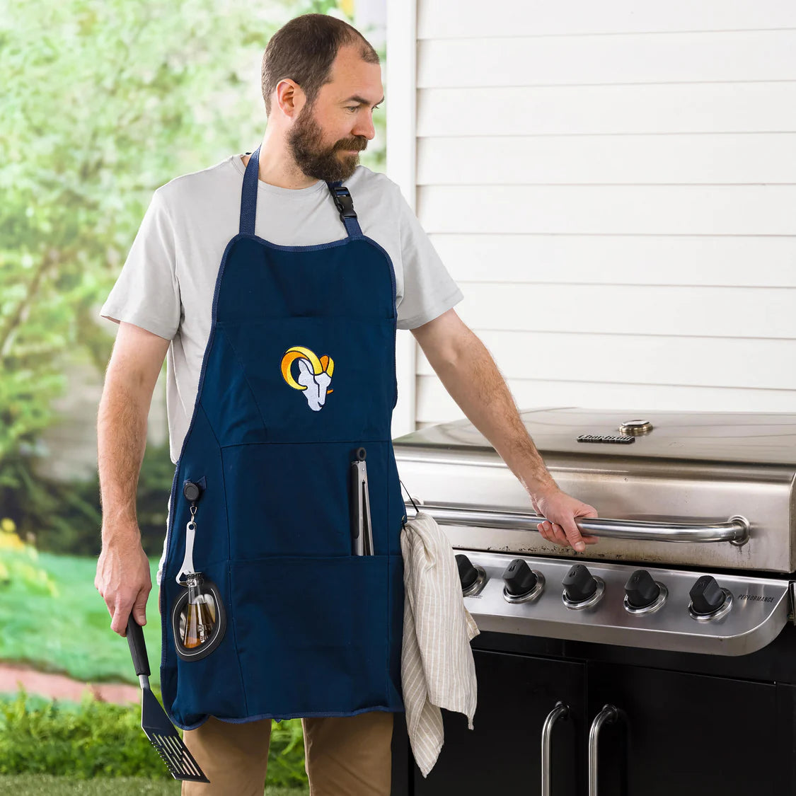 Los Angeles Rams apron